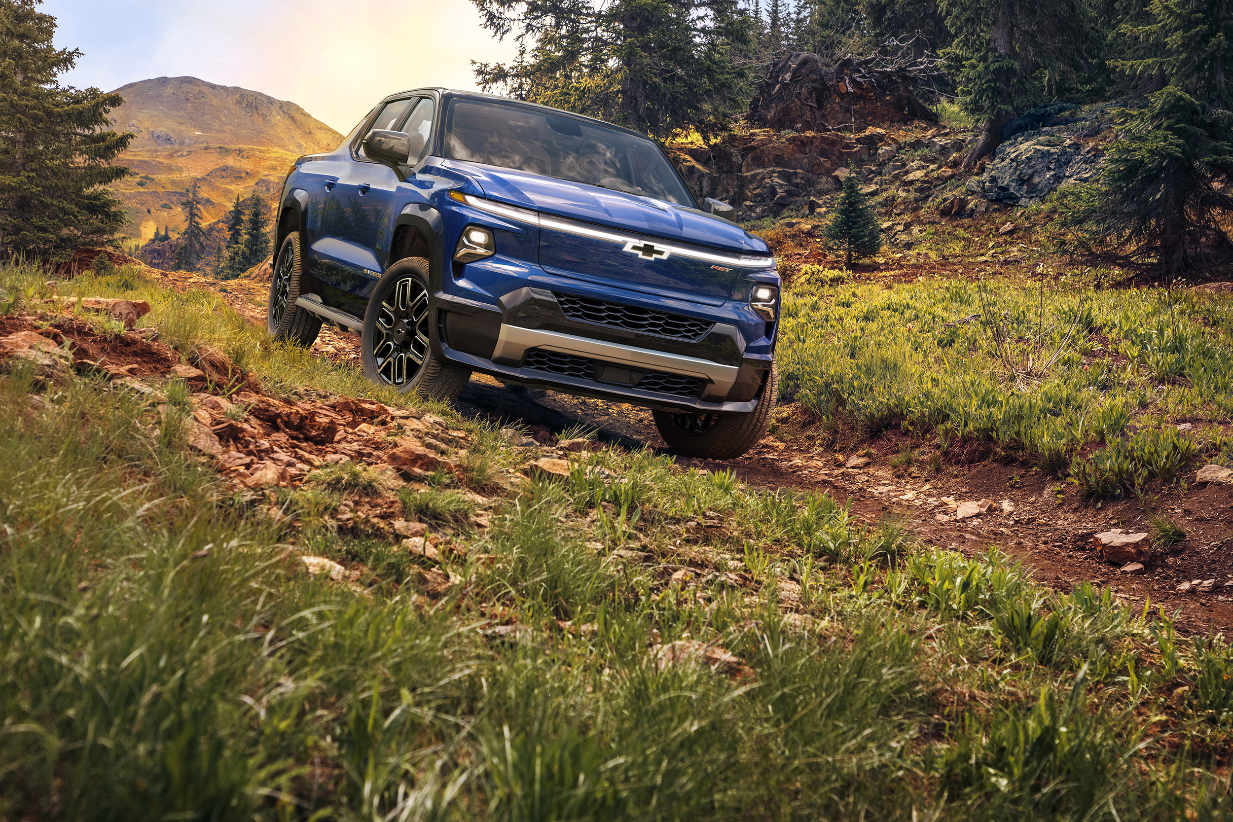 2024 Silverado EV RST 041